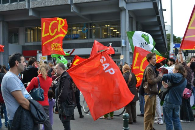 DSC_0175Red